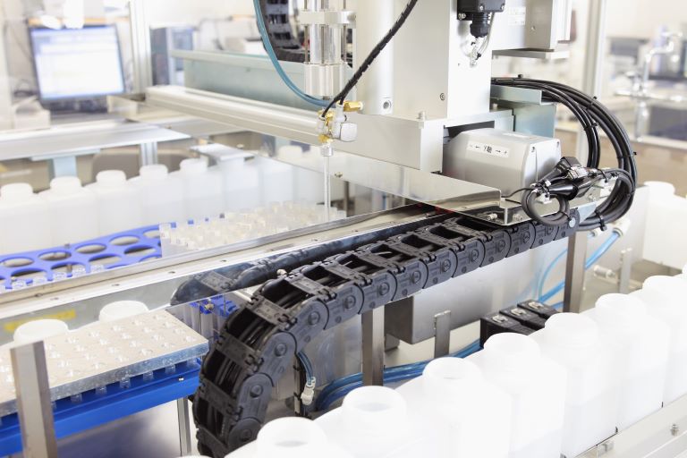 01. 正確な測定を短納期で実施