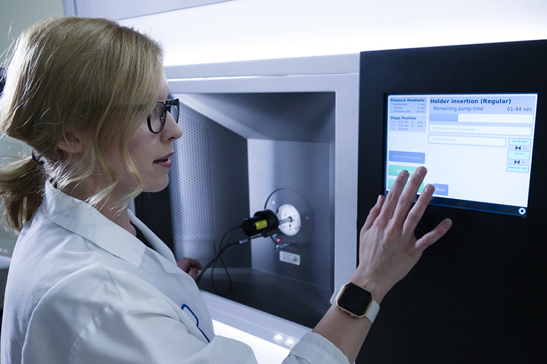 材料分析 > ユーロフィンEAG